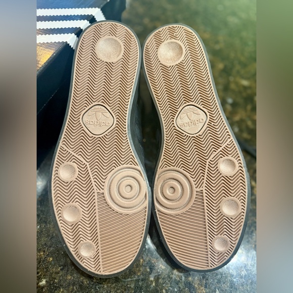 NIB ADIDAS SEELY SKATEBOARDING Black Men's size 7 SHOES - Picture 9 of 9